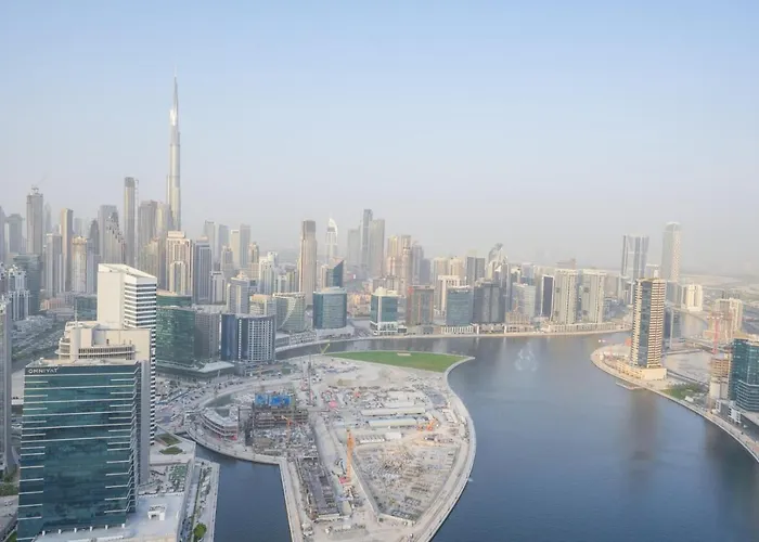 Incredible 2Br With Burj Khalifa View & Balcony