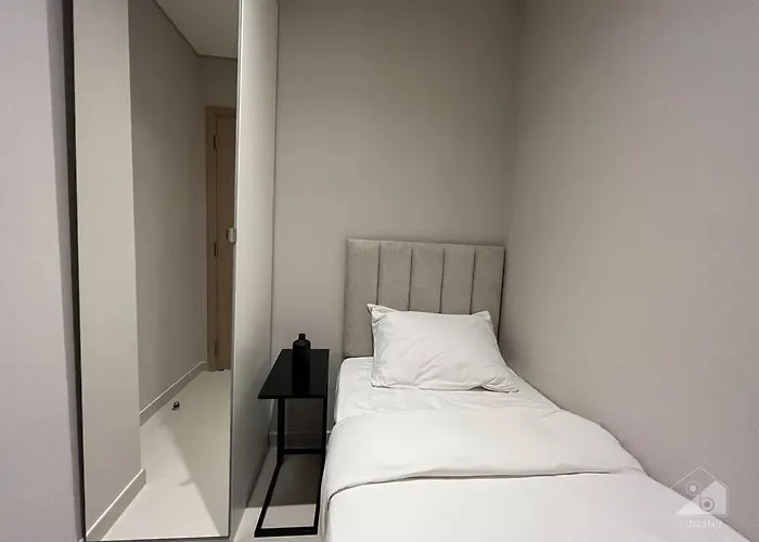Dreamy Getaway 4B In Burj Royale Downtown