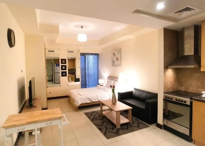 Stonetree - Lovely Studio In Goldcrest View 1