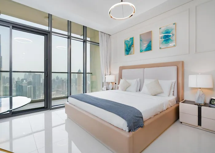Lux Bnb Aykon Tower I Skyline Canal Views