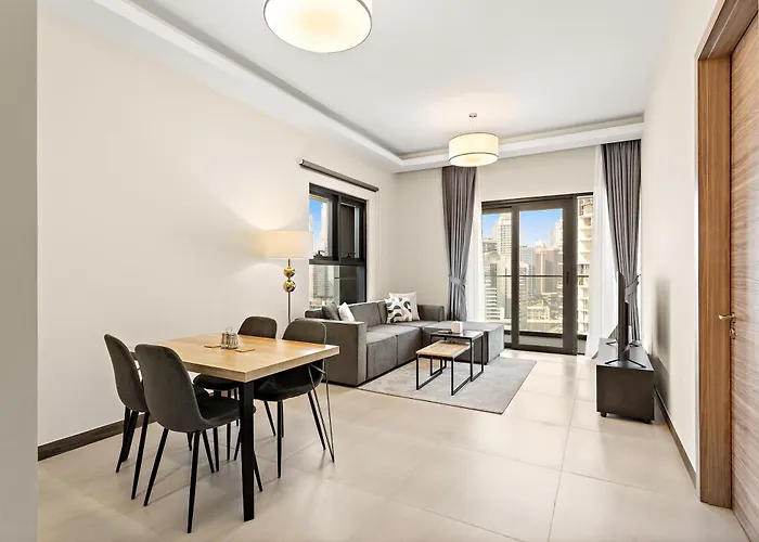 Canal View 1Br W Spa, Sauna, Pool & Gym