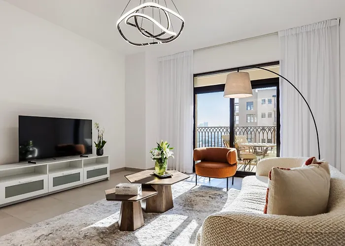 Chic 2Br In Madinat Jumeirah Living Pool Views
