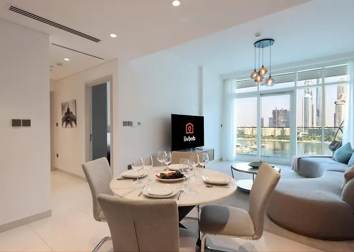 Livbnb - 2Br With Stunning Views, Beachfront Living