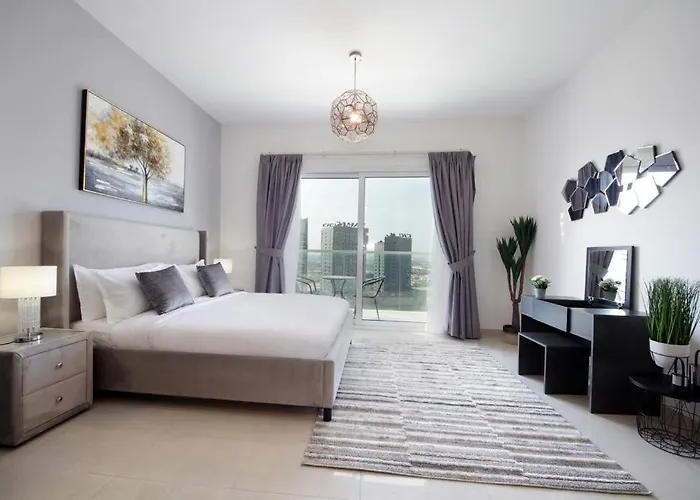 Cozy Studio Apartment In Ag Tower With Canal View