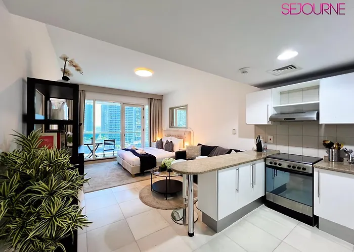 #96At Luxurious Studio Apartment With Stunning Views