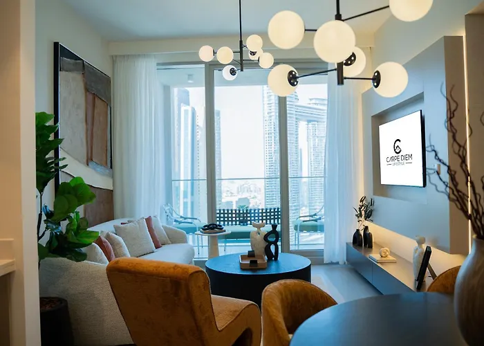 Forte Tower 1 - Modernized Two Bedroom Apartment In Downtown