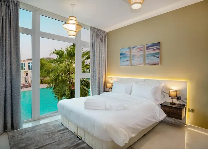 Luxurious 6-Bedroom Villa With Scenic Views