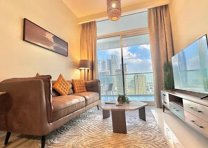 Sleek & Spacious 2Br In Damac Vera, Business Bay By Bhavan Vacation Homes