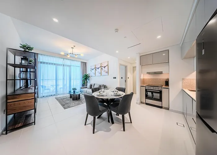 Stunning Sea View Apartment