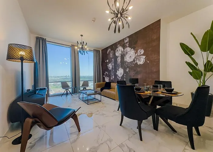 Luxury Meets Serenity 2Br Apt In Noura Tower