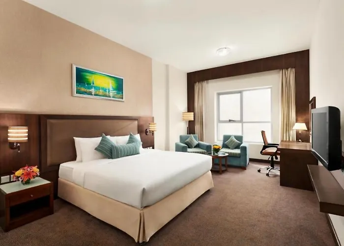 Deluxe Hotel Room