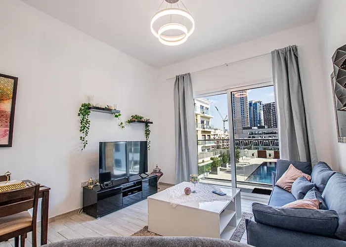 Sophisticated 1Br Apartment In Oxford Residence