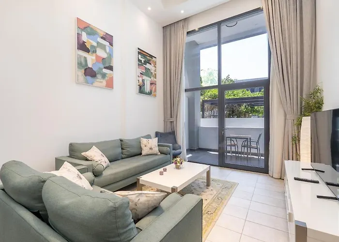 Stylish 2-Bedroom Apartment Perfect For Family In Jvc