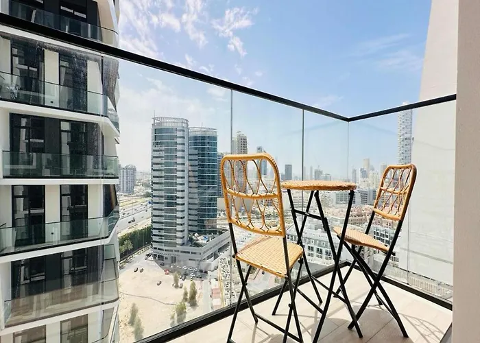 Oyo Home 1407 One Bedroom Apartments Binghatti Emerald