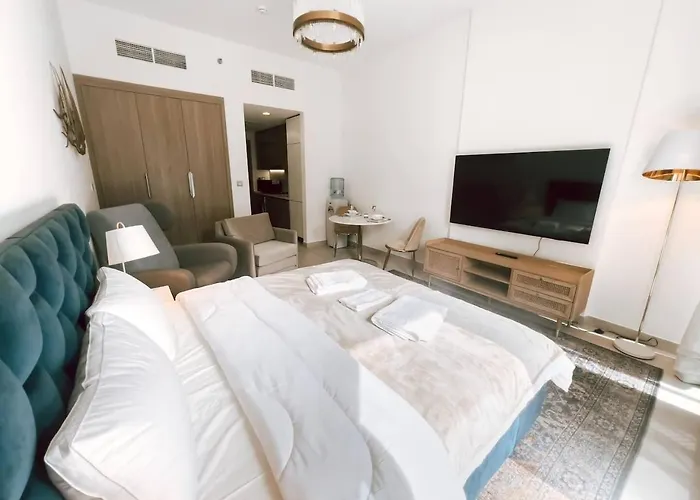 Egate - Studio - 6Th Floor With Pool View - Dubai - 17-626