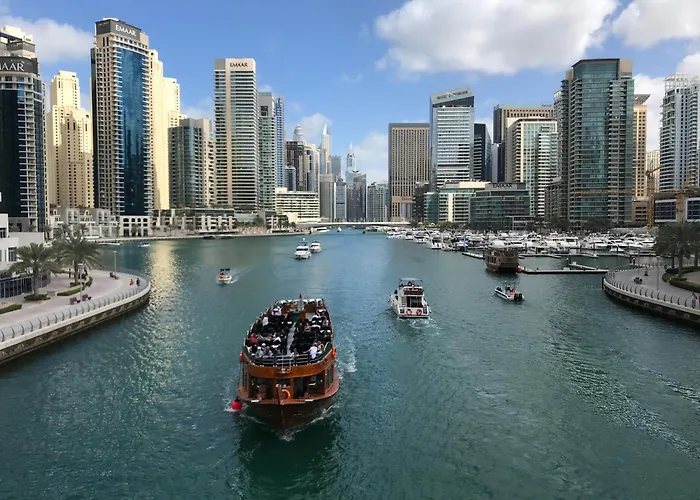 Dubai Marina Stay