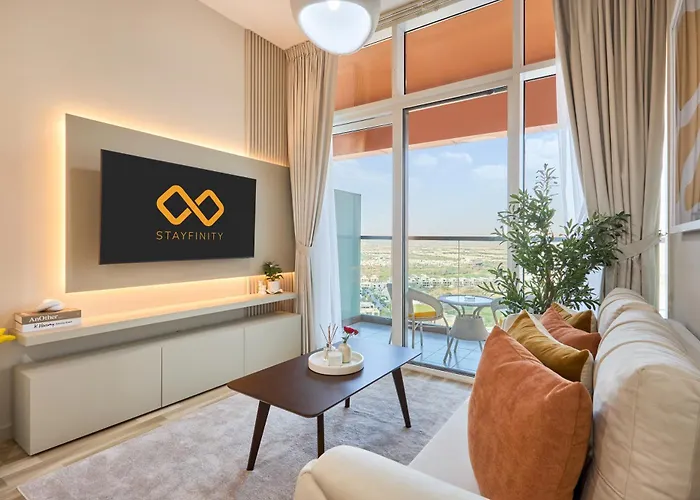 Modern High-Floor 1Br Apartment With Balcony, Pool Access & Golf Course View, Up To 4 Guests, By Stayfinity
