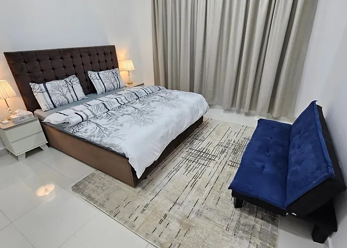 Fabulous Villa Rooms Near Airport