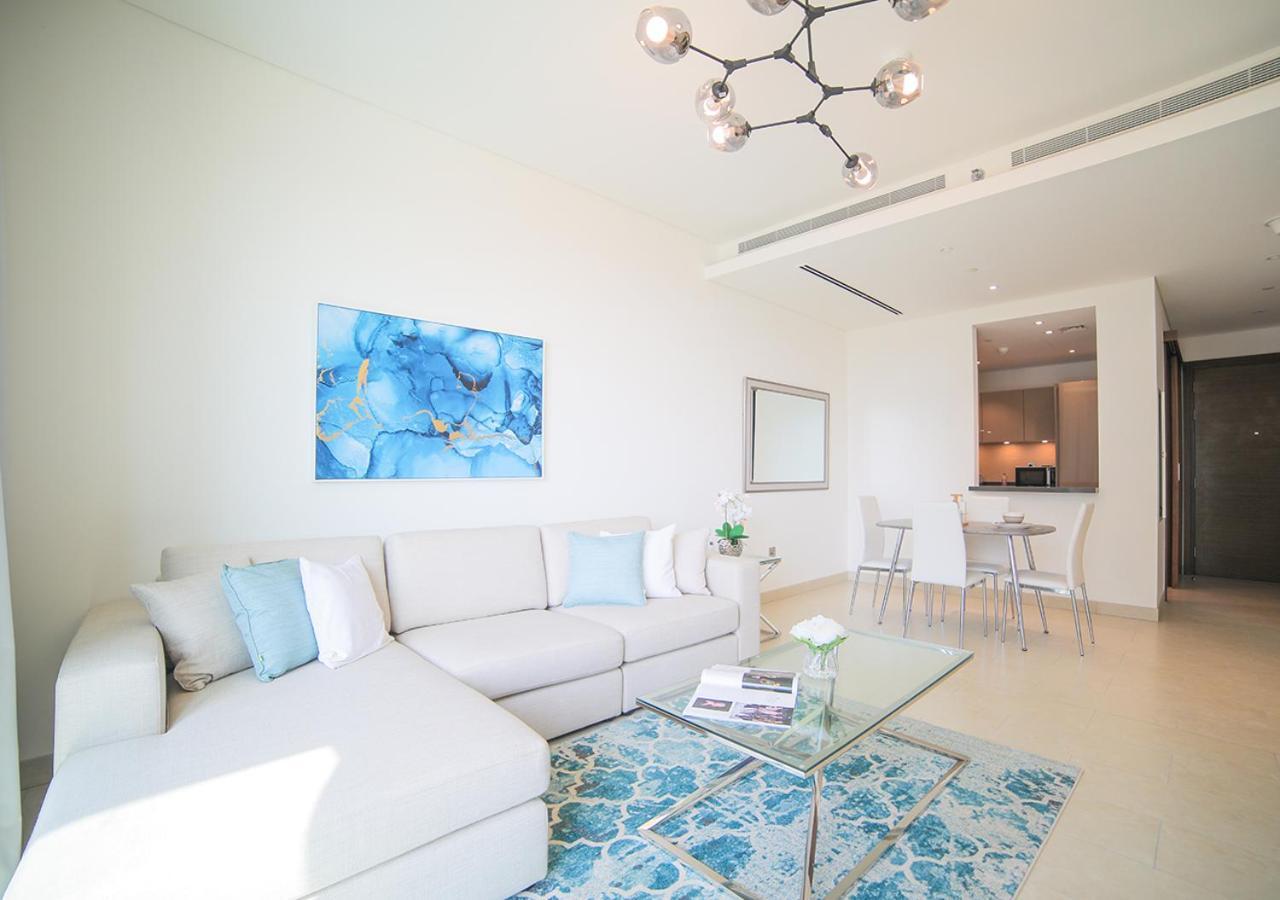 Nasma Luxury Stays- Sobha Hartland Greens Apartment