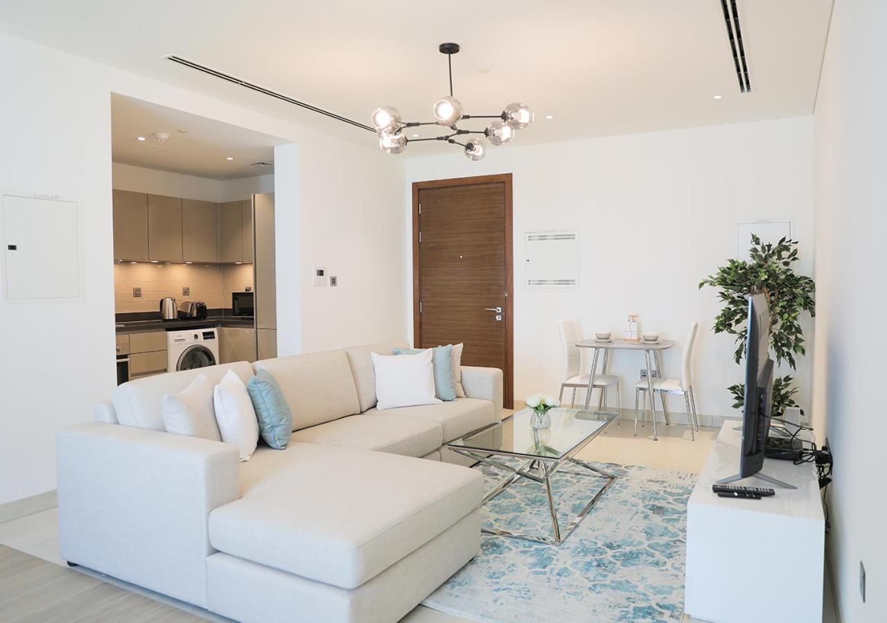 Apartment Nasma Luxury Stays- Sobha Hartland Greens