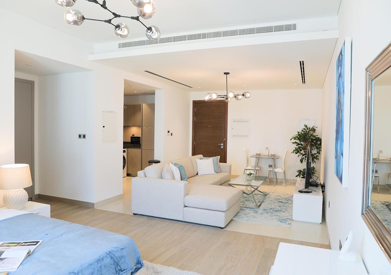 Nasma Luxury Stays- Sobha Hartland Greens Apartment Dubai