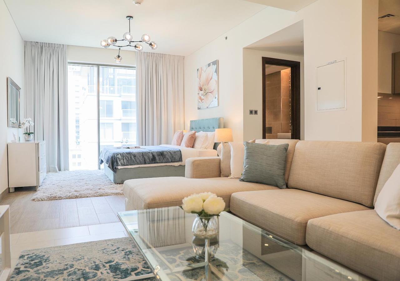 Nasma Luxury Stays- Sobha Hartland Greens Apartment Dubai