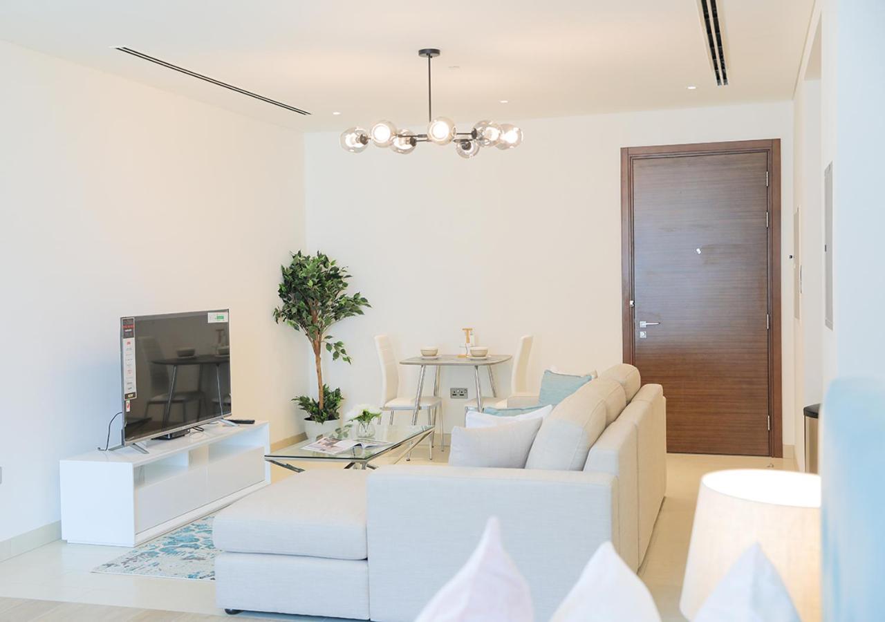 Apartment Nasma Luxury Stays- Sobha Hartland Greens