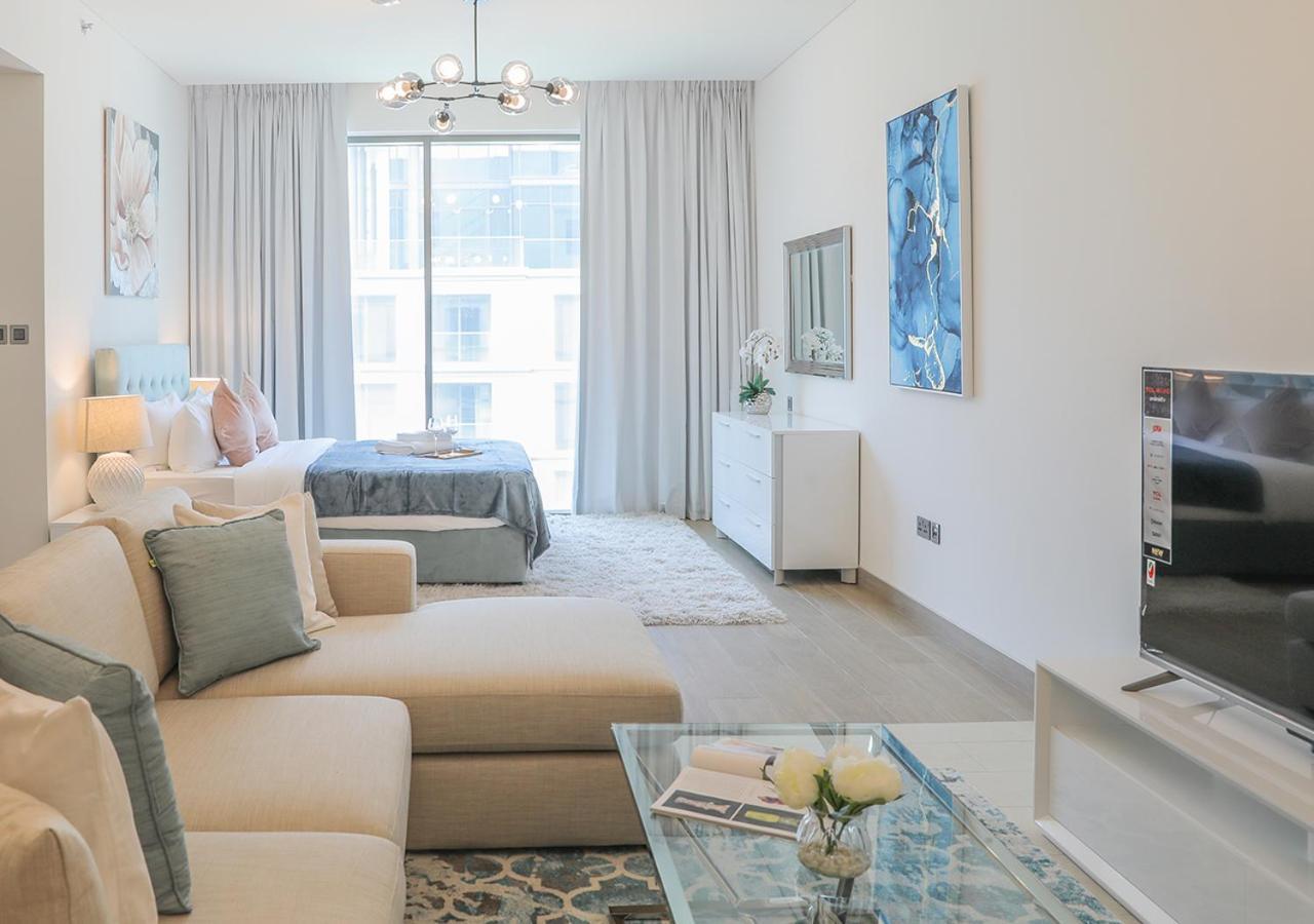 Nasma Luxury Stays- Sobha Hartland Greens Apartment Dubai