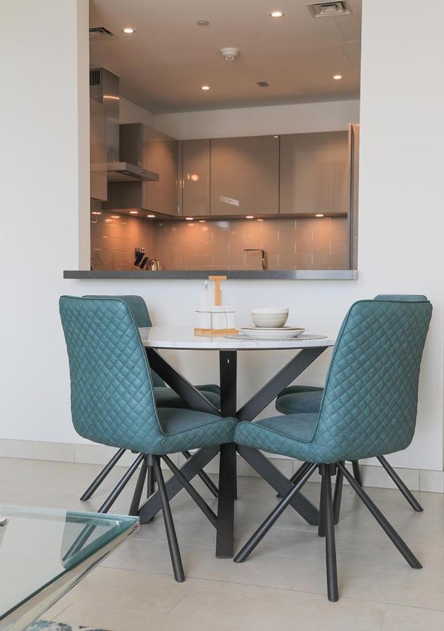 Apartment Nasma Luxury Stays- Sobha Hartland Greens *