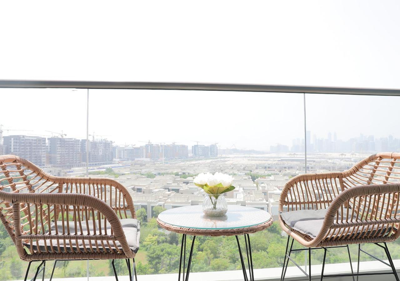 Nasma Luxury Stays- Sobha Hartland Greens Apartment
