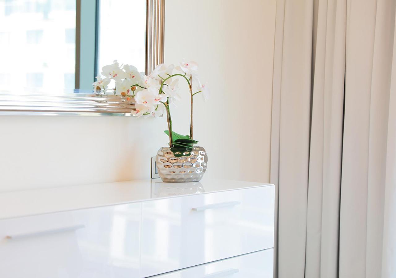 Nasma Luxury Stays- Sobha Hartland Greens Apartment *