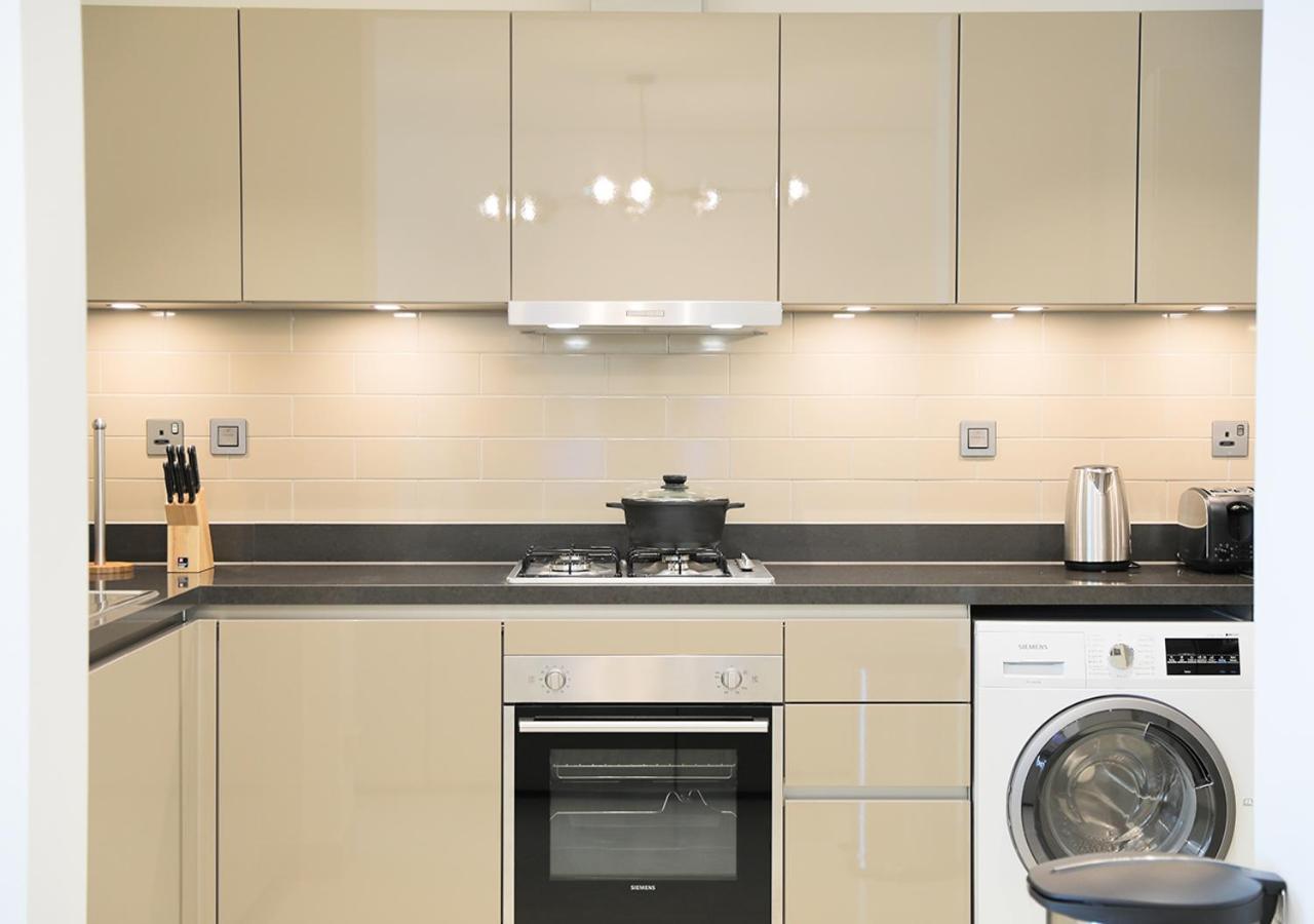 Nasma Luxury Stays- Sobha Hartland Greens Apartment