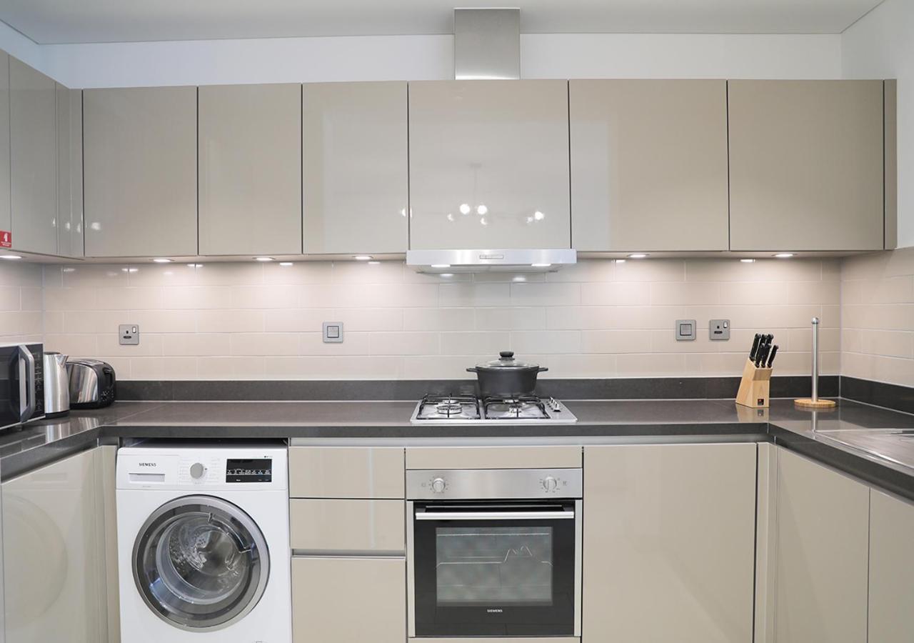 Nasma Luxury Stays- Sobha Hartland Greens Apartment *