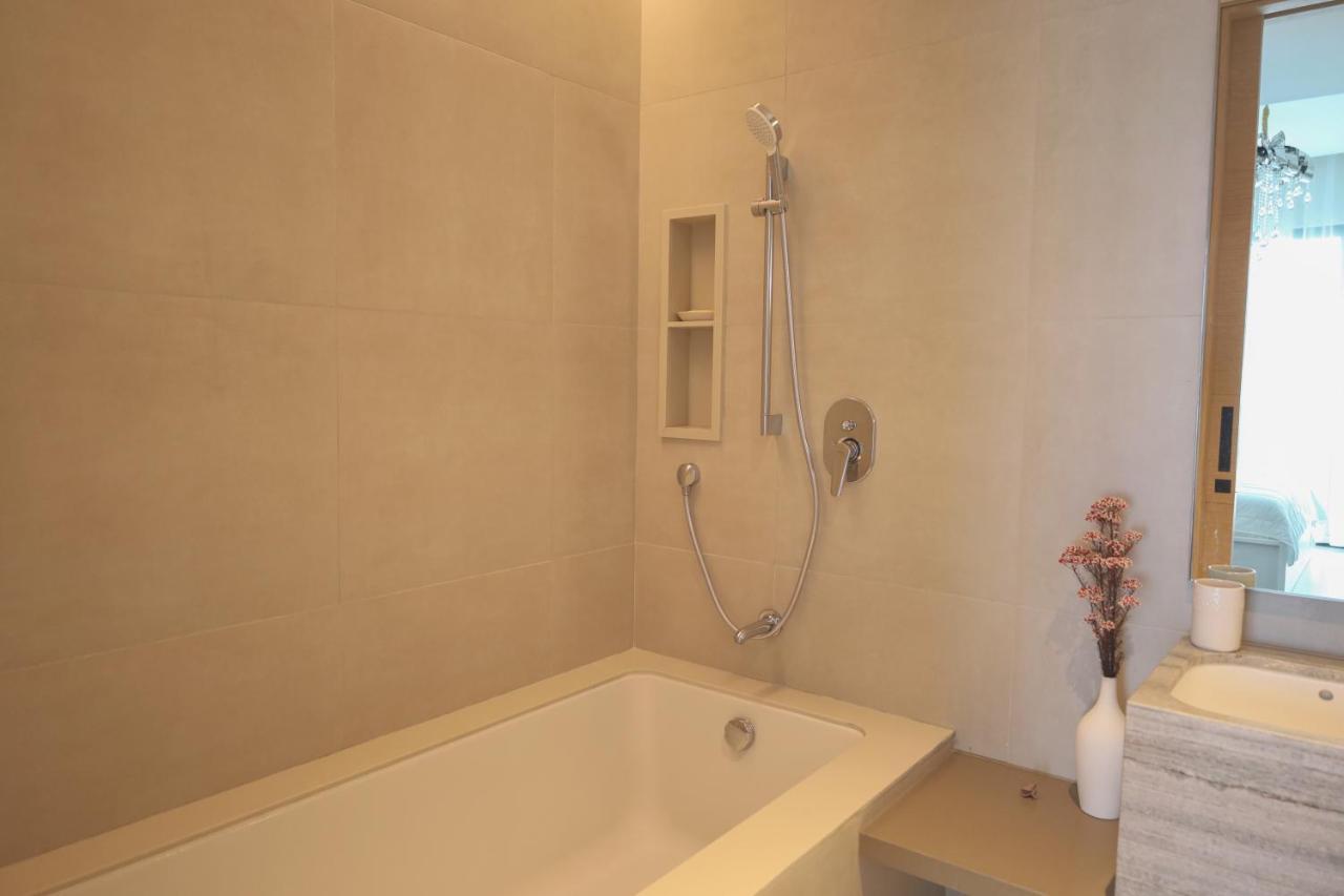 Apartment 2 Bed The Beach By Address Residential *