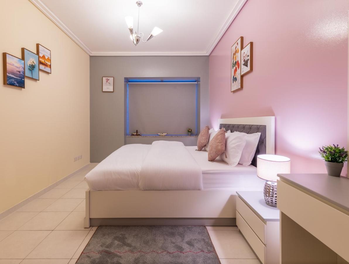 Trinity Homes - Sheikh Zayed Road Near To Financial Center Metro Station Apartment Dubai