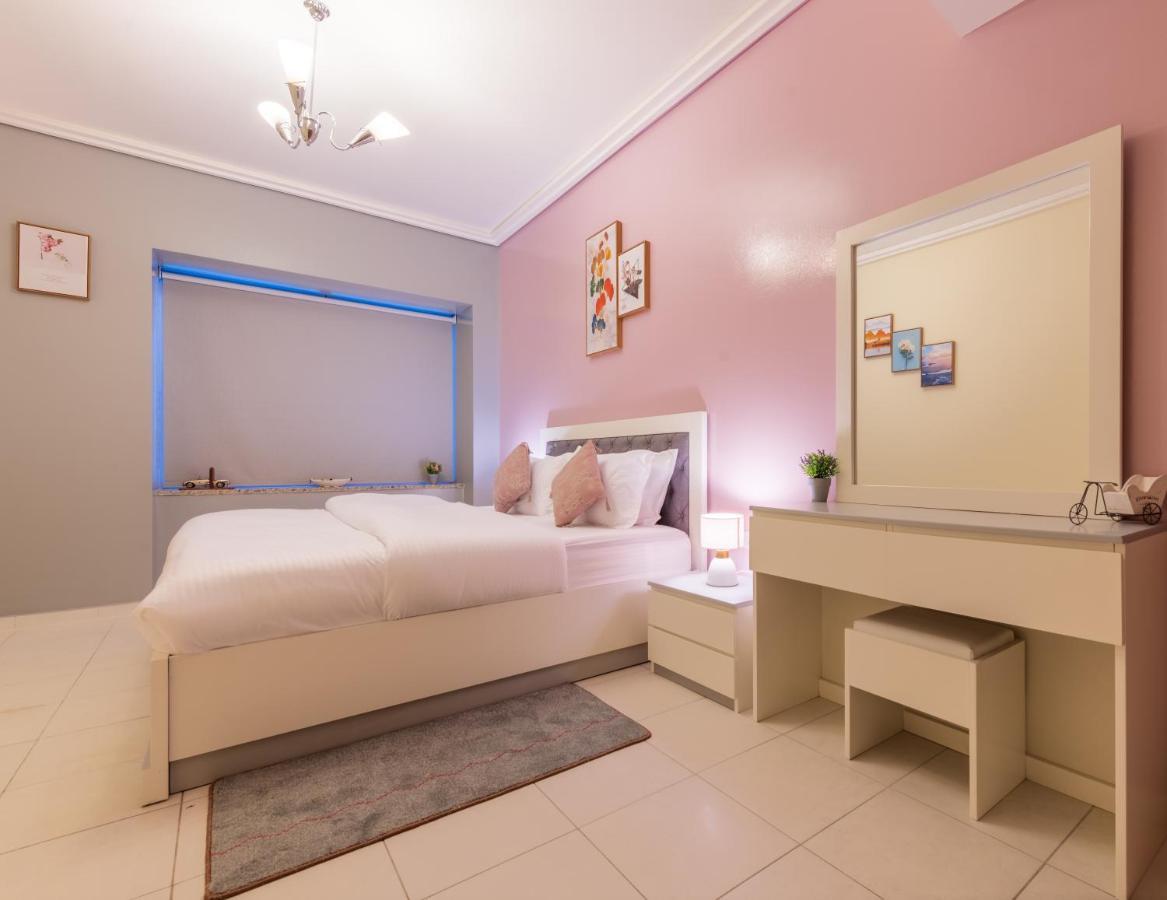 Trinity Homes - Sheikh Zayed Road Near To Financial Center Metro Station * Dubai