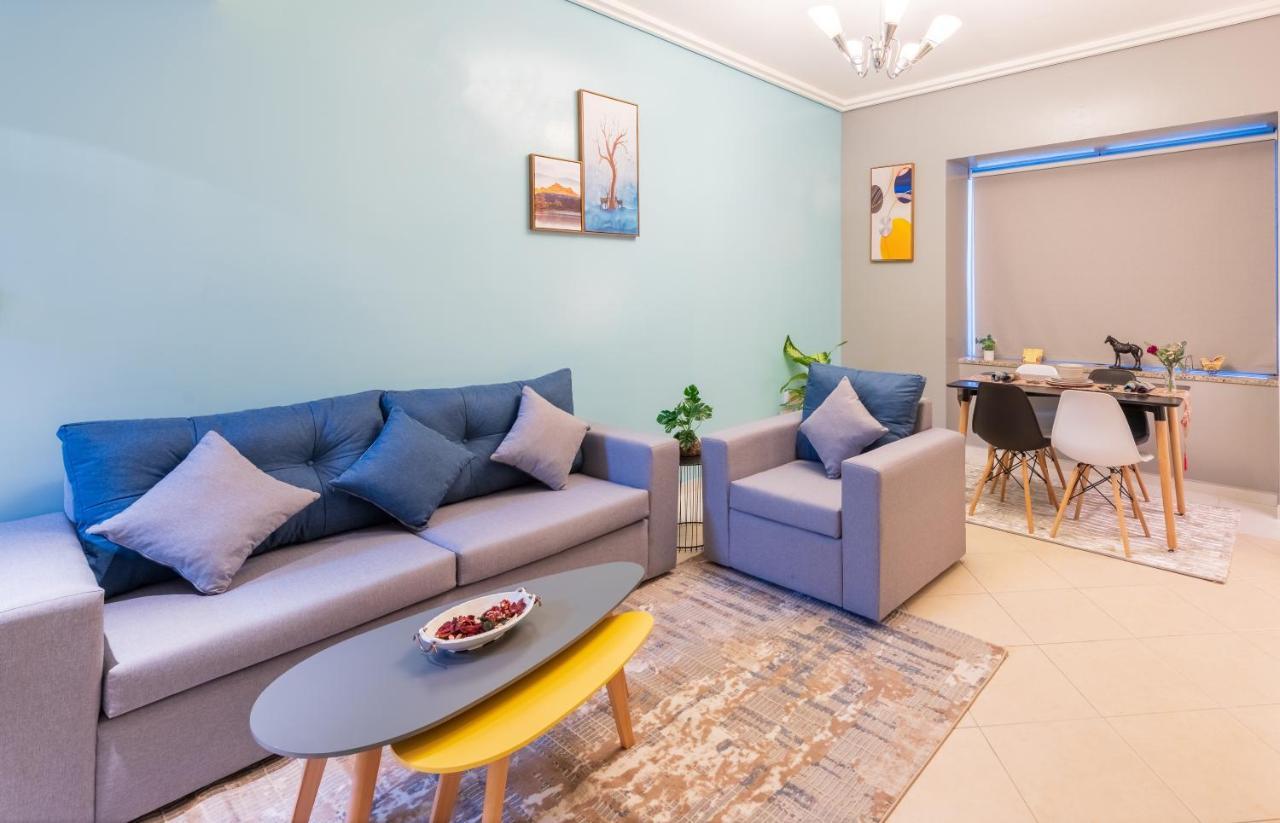 Trinity Homes - Sheikh Zayed Road Near To Financial Center Metro Station Apartment