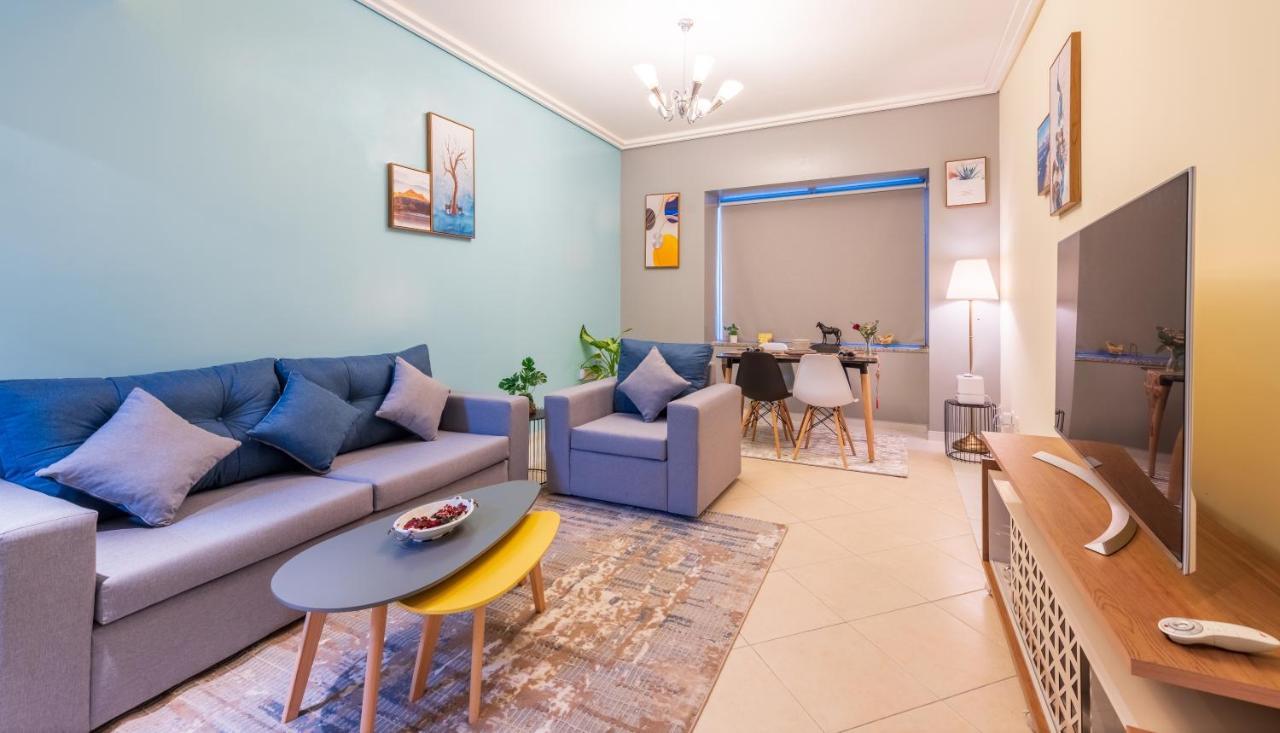 Trinity Homes - Sheikh Zayed Road Near To Financial Center Metro Station Apartment Dubai