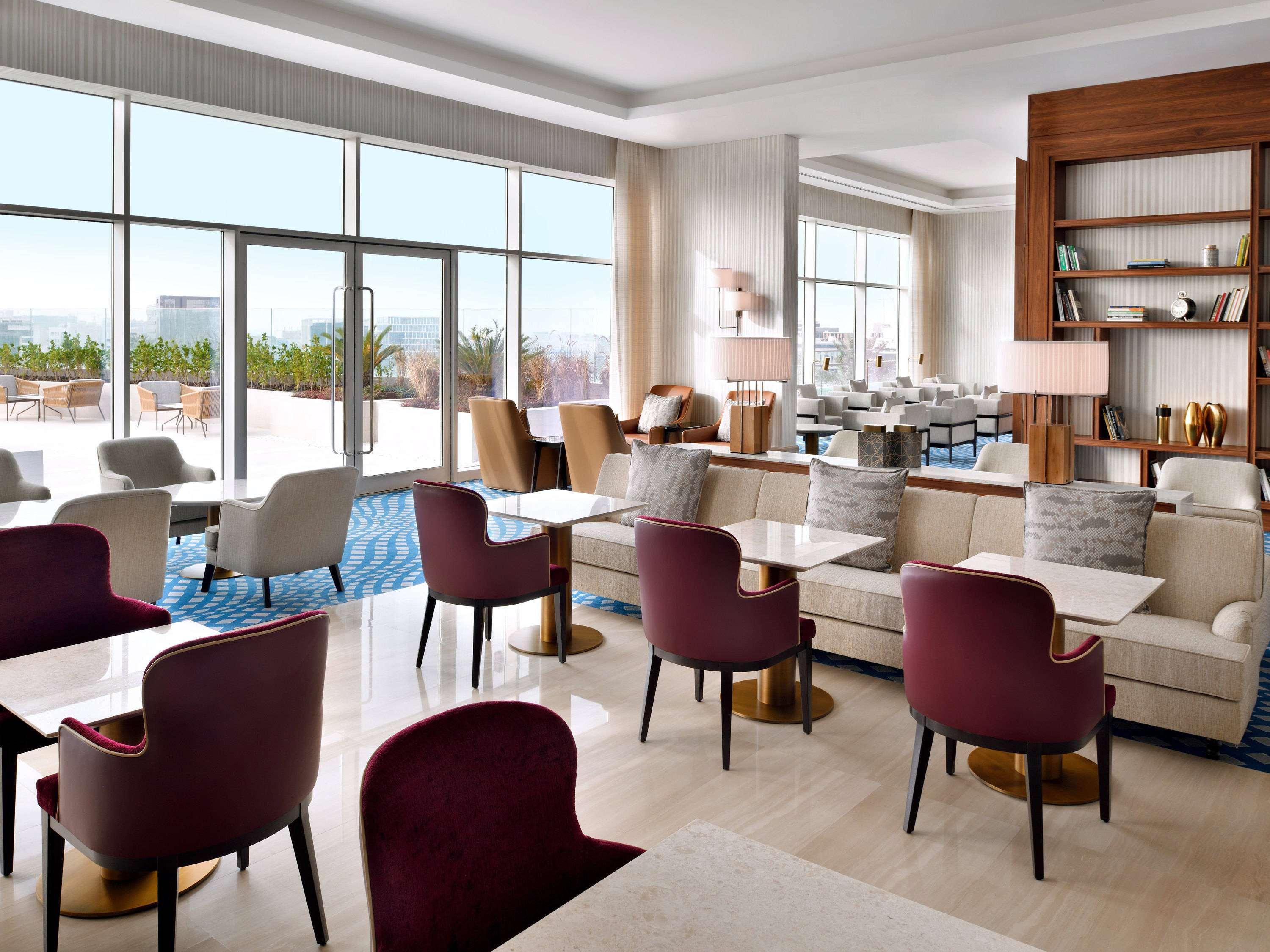 Grand Plaza Moevenpick 5*