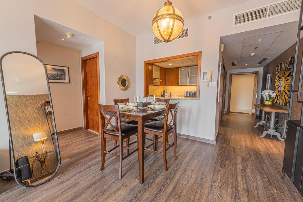 Apartment First Class 1br With Downtown Boulevard View *
