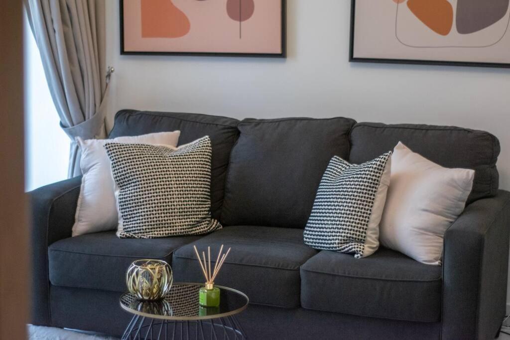 Apartment Cozy Retreat 1Bedroom On The Business Bay Canal By Suiteable Interiors *