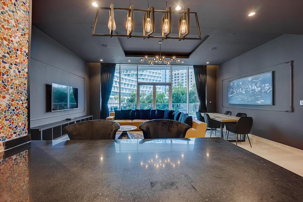 Free Beach&pool, Oceana Palm Jumeirah Apartment Dubai