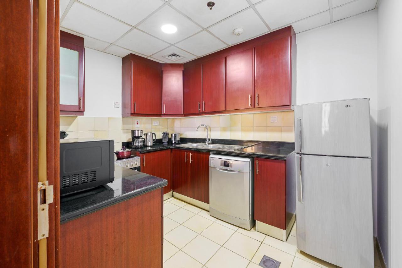 High Rise 2br In Jbr W/ Sea View - Walk To Beach Dubai