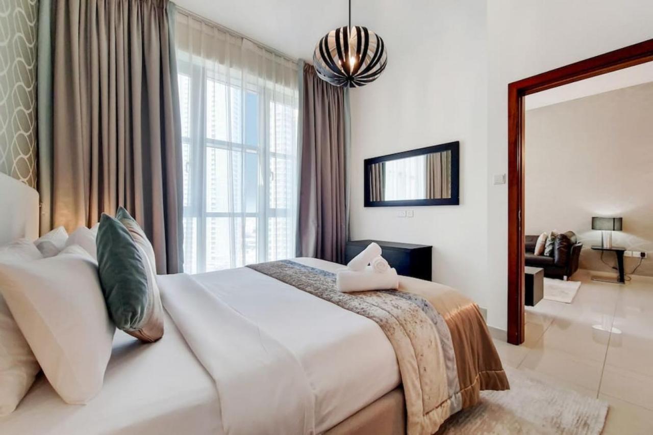 Standpoint B, Downtown - Comfortable One Bedroom Apartment