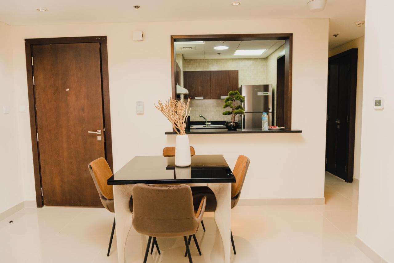 Oskena Vacation Homes- The Medalist Tower Apartment Dubai