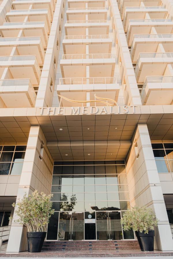 Oskena Vacation Homes- The Medalist Tower Apartment Dubai
