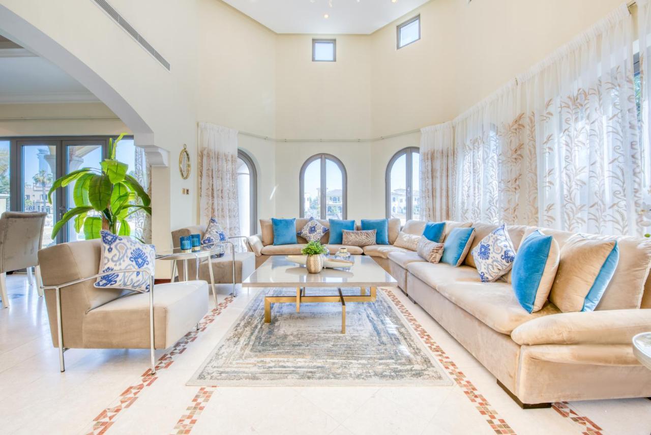 Apartment Stunning With Private Pool & Beach Access *