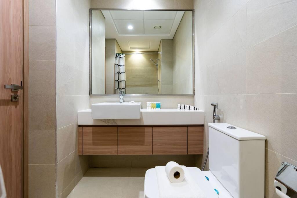 Apartment Cozy Studio In Azizi - Creek Views *