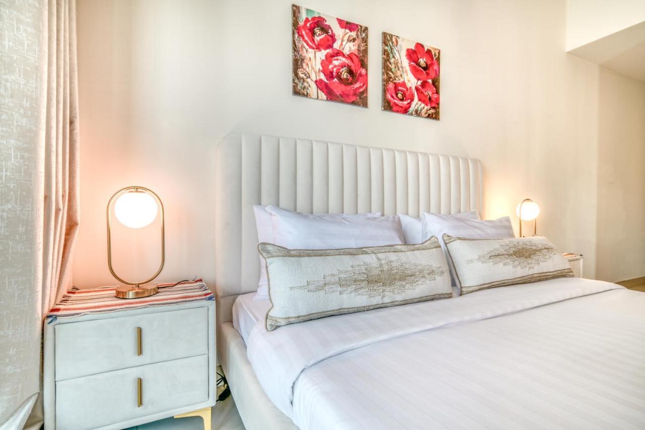 Luxurious 3 Bed In Trident Bayside , Marina By Pk Holidays