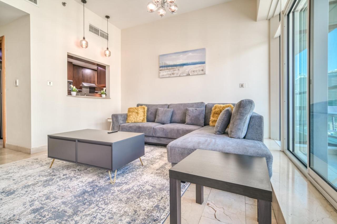 Luxurious 3 Bed In Trident Bayside , Marina By Pk Holidays Apartment